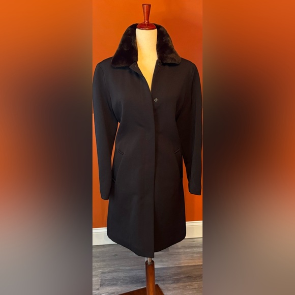 Jenn Maag Wool Coat with Faux Fur Collar - Picture 5 of 10